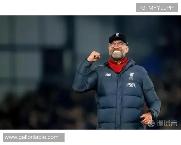 英国足球明星58岁庆生回顾辉煌职业生涯与场外生活点滴