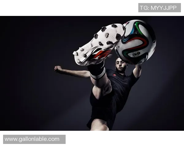 足球明星头像跨年图片女神魅力展现与新年祝福的完美结合